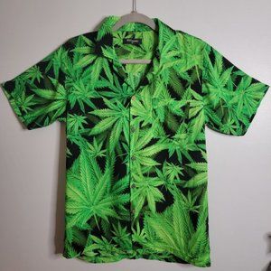 Woof Republic Medium Mary Jane Statement Graphic Hawaiian Button Up Shirt